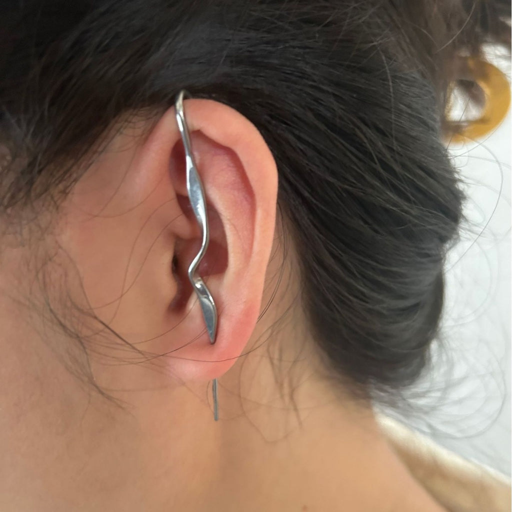 Stainless steel casting tiger snake ear hanging ear clip punk exaggerated puncture ear needle simple diagonal ear